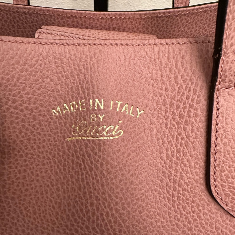 Authentic Gucci Swing Tote - Picture 3 of 16